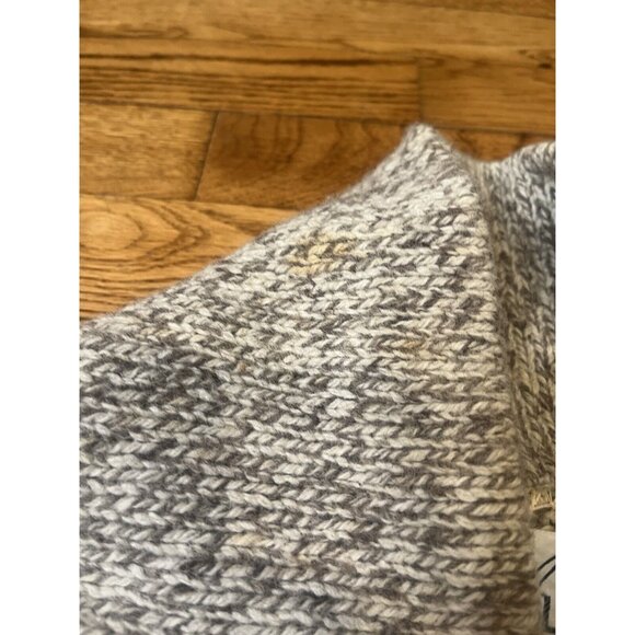 Climb High Vintage 90s Unisex Size Medium Gray V Neck Sweater - Picture 3 of 9